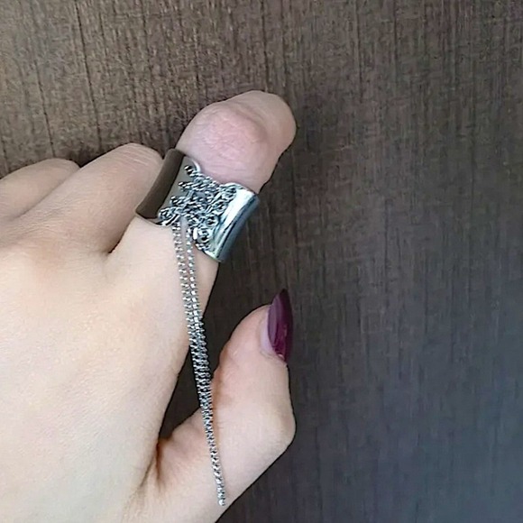 Silver Trendy Lace Up Ring - Picture 13 of 14